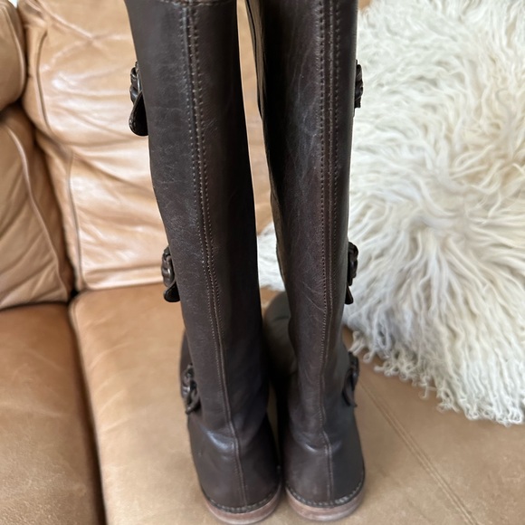 Frye Paige Buckles - Picture 3 of 4